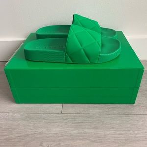 Bottega Veneta Quilted Rubber Slide Sandal